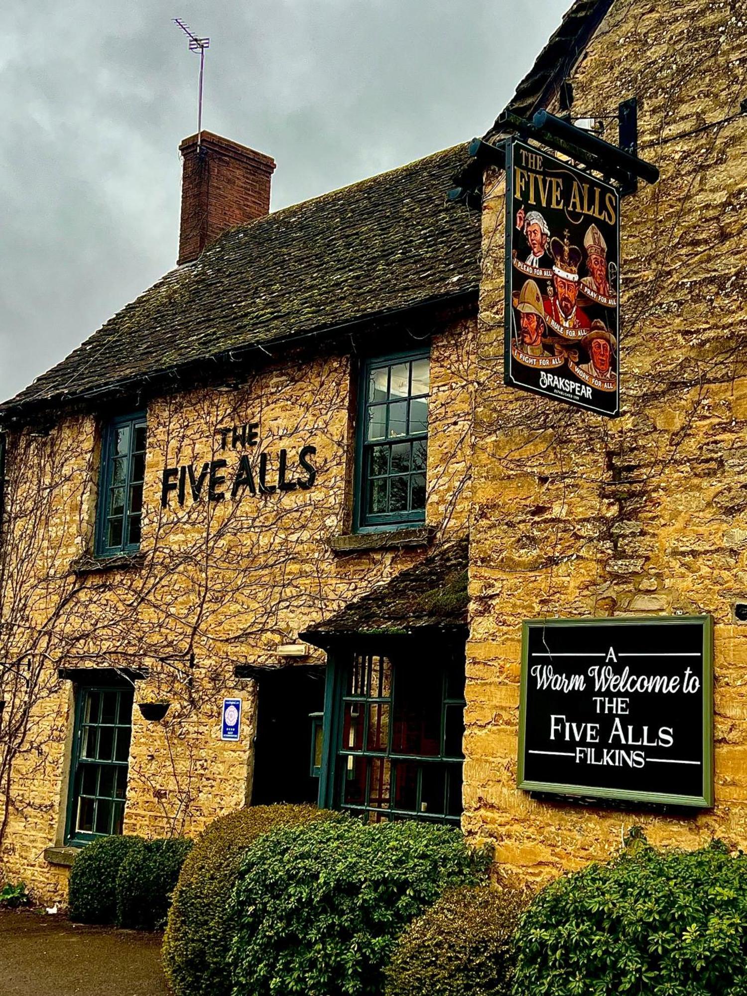 Five Alls Lechlade Bagian luar foto