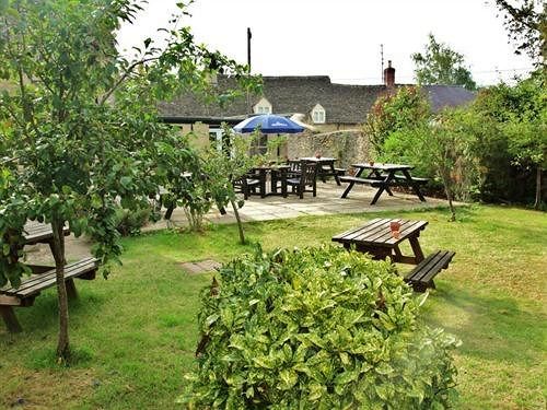 Five Alls Lechlade Bagian luar foto